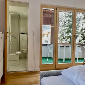  Apartment Apartmenthaus Am Tegernsee - Mit Kuechenzeile Und Mit Bus Erreichbar
